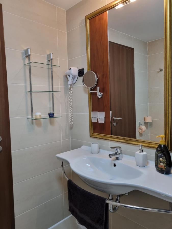 Bilberry Apartman Aparthotel Balatonfured Exterior photo