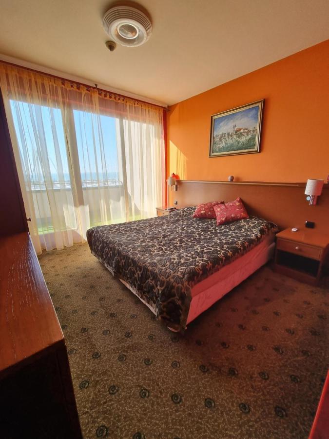 Bilberry Apartman Aparthotel Balatonfured Exterior photo